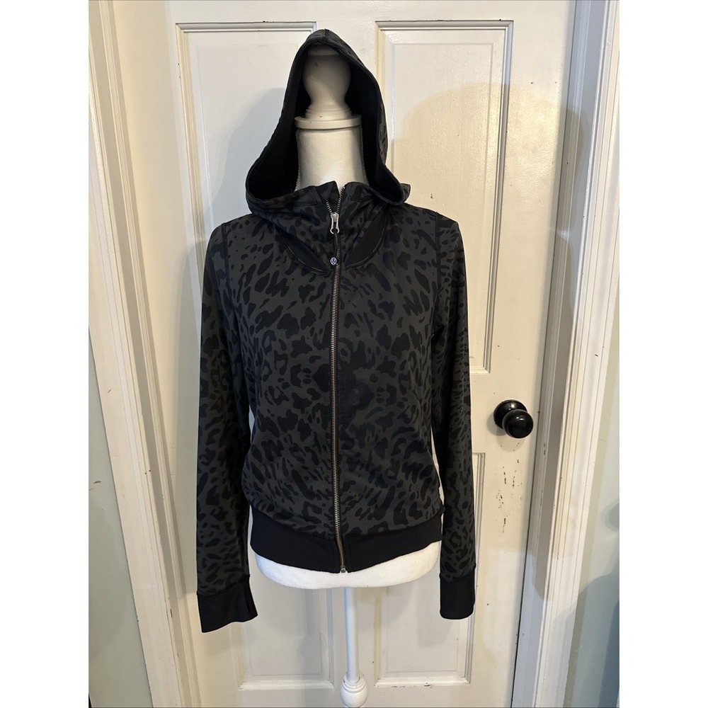 LULULEMON Namaskar Hoodie Animal Swirl Deep‎ Coal Black Size 6